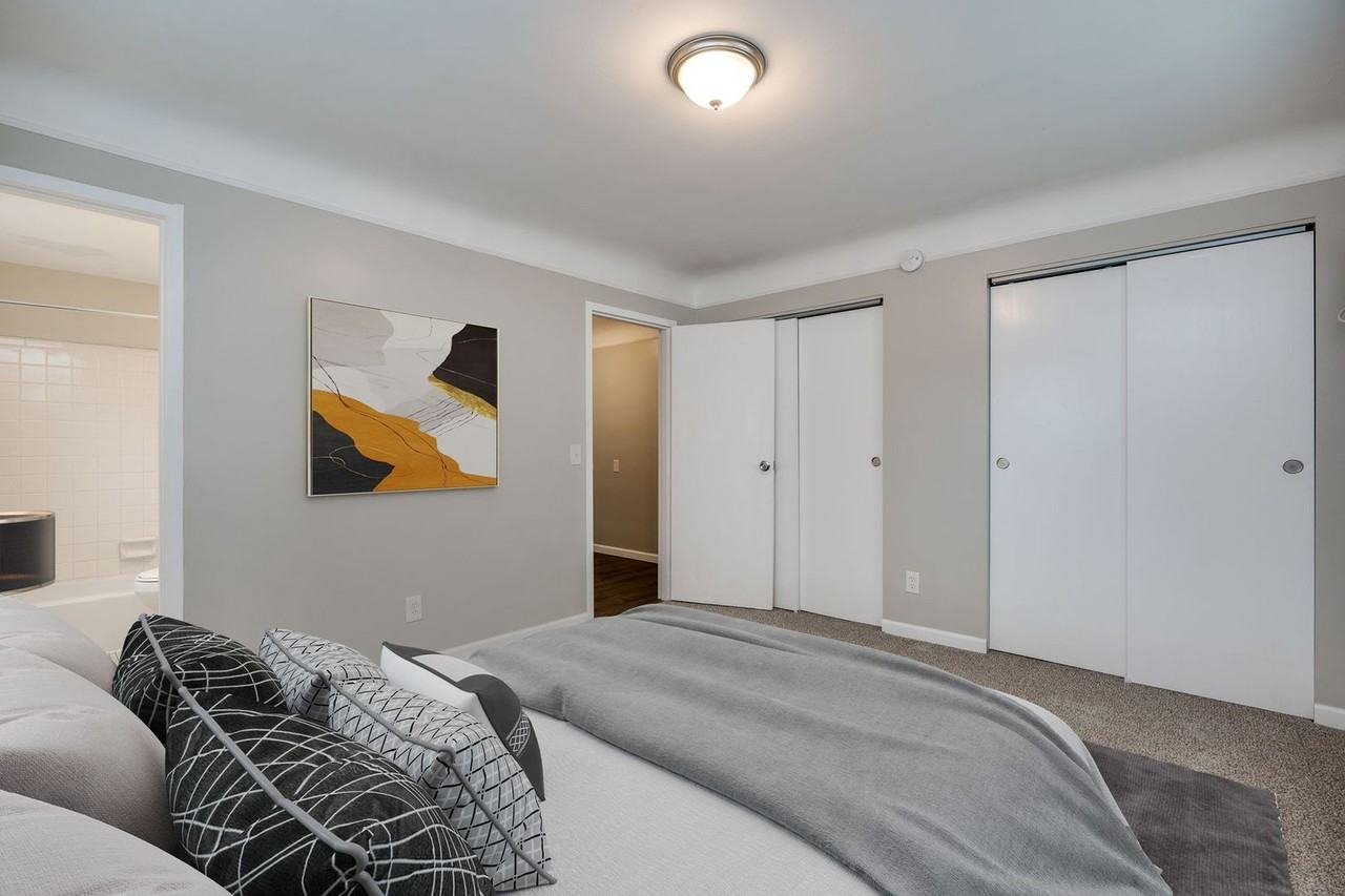 307 307 Pearl St. - PL 307-02 #02 - Photo 7 of 9