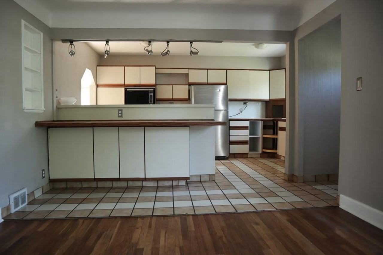 4144 Hinsdale Rd - Photo 4 of 22