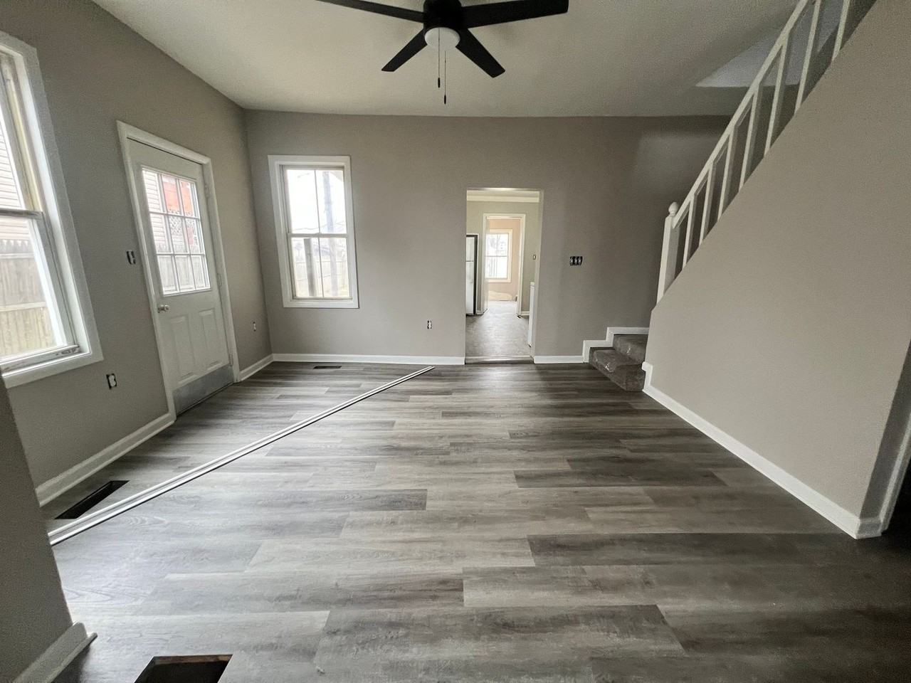 446 North Pitt Street - Photo 3 of 29