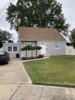 featured image of 100 Jedwood Pl