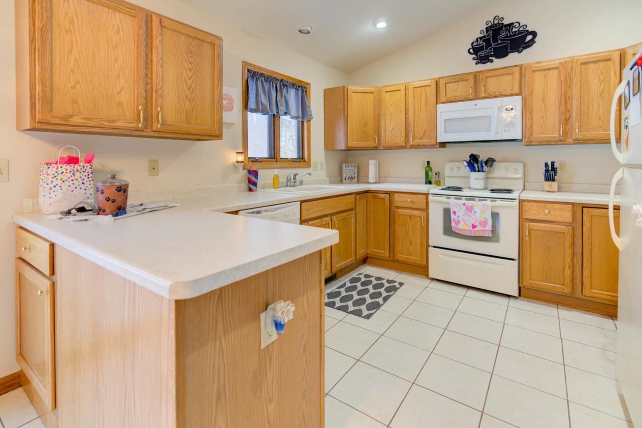 927 W Monroe Ave #NA - Photo 6 of 12