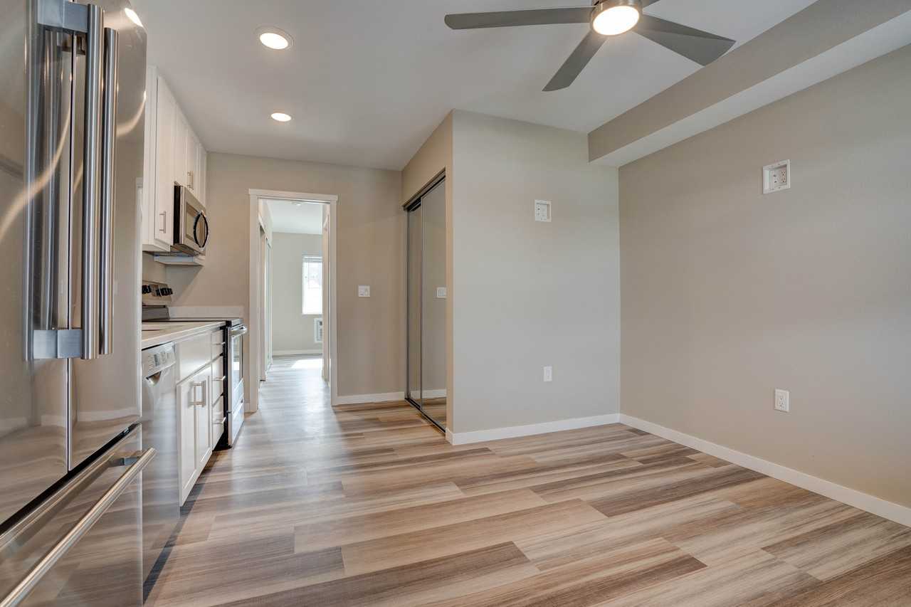 418 10th Avenue #2 - Photo 4 of 25