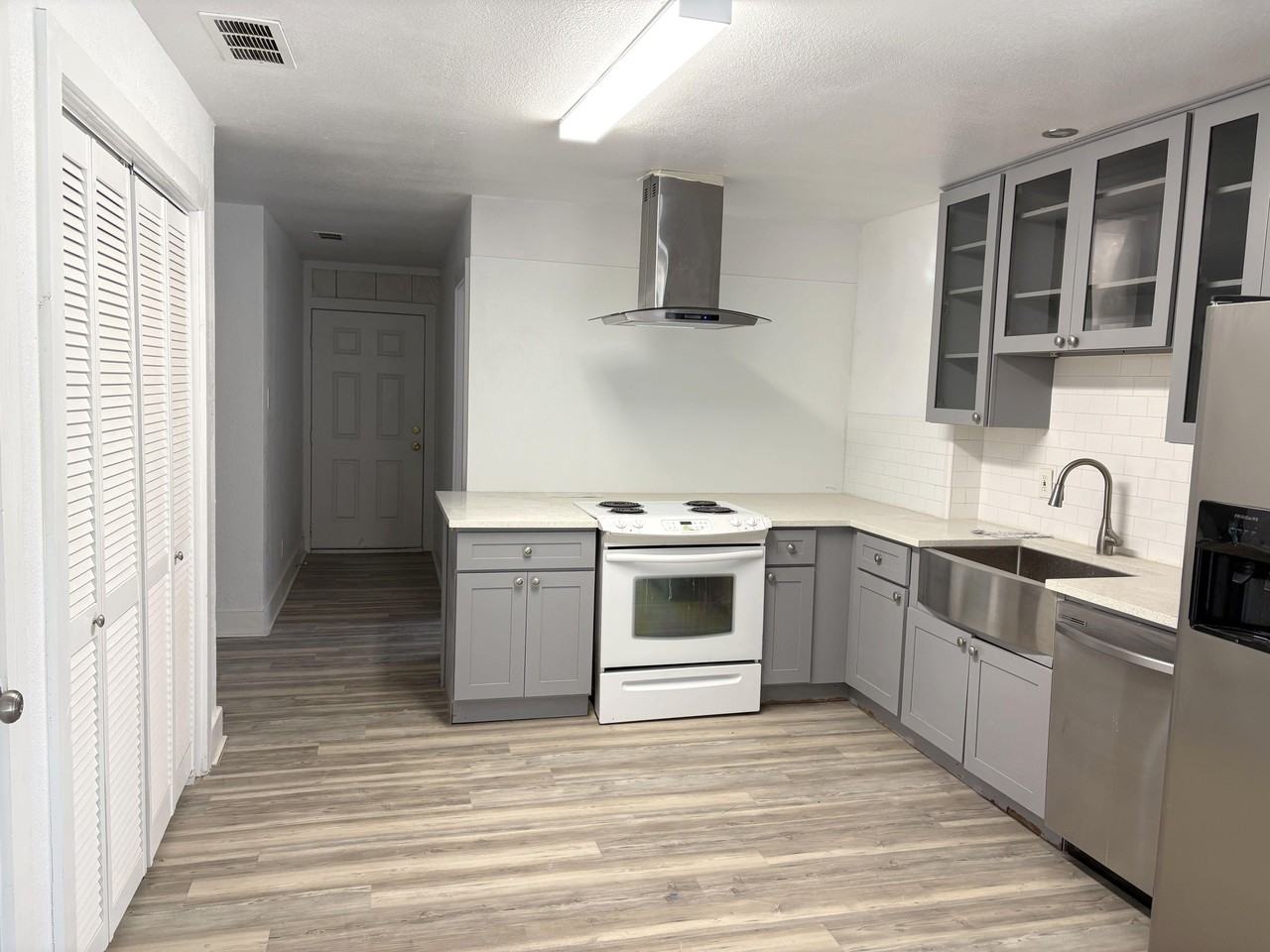 Ben Day Murrin Rd - Photo 2 of 7