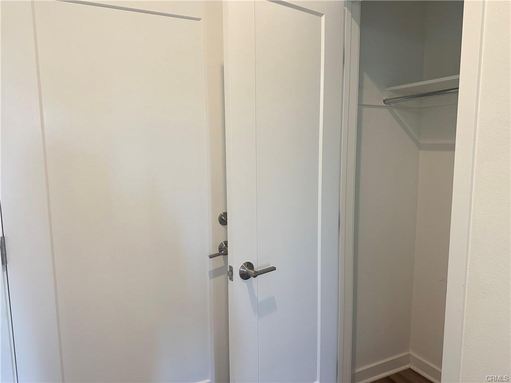 1644 Pomona Ave - Photo 3 of 8