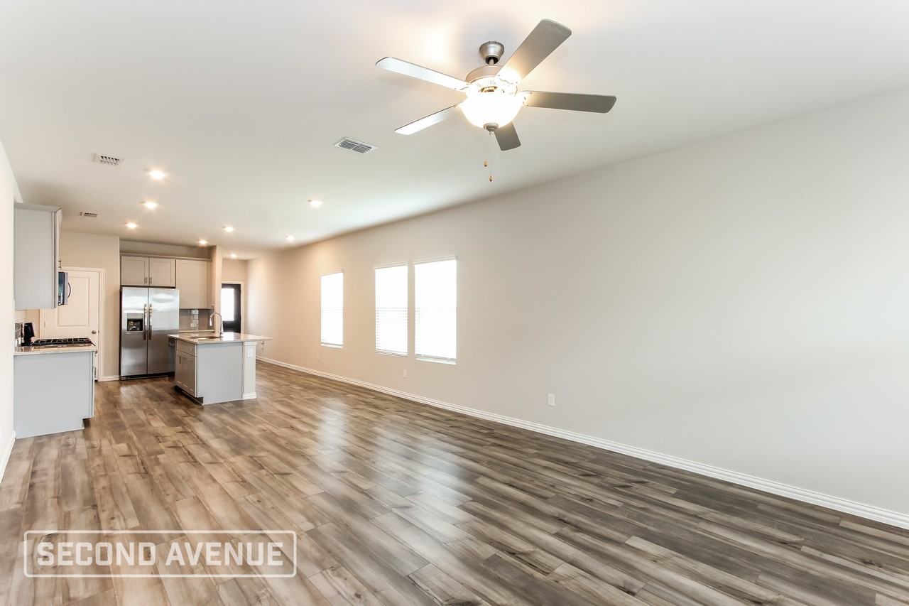 1431 Rolling Fox Dr - Photo 6 of 26
