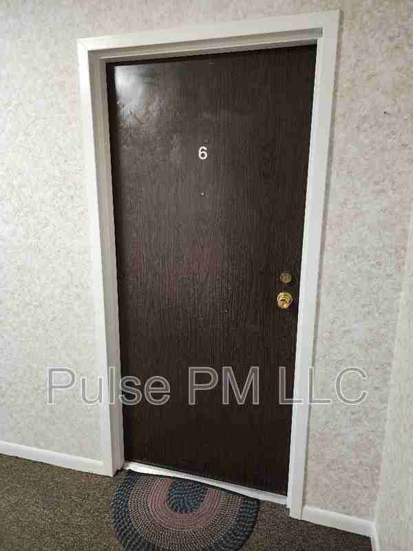 20 Woodland Hills Dr - Photo 3 of 28