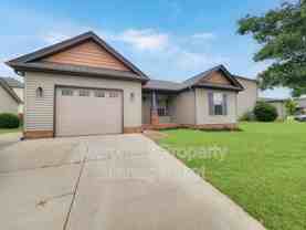 657 Chartwell Dr - Photo 1 of 1