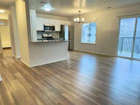 1069 W Pine Ave #3 - Photo 1 of 1