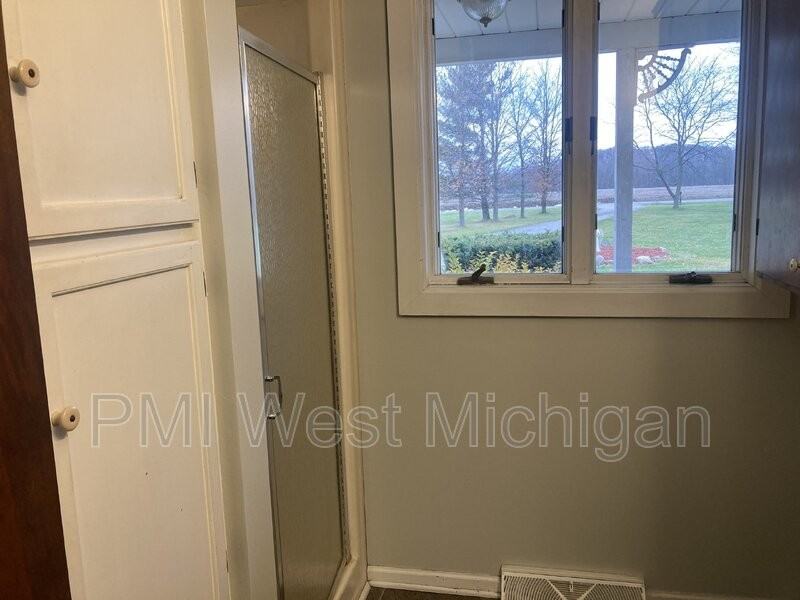 1275 104th St Sw - Photo 7 of 24