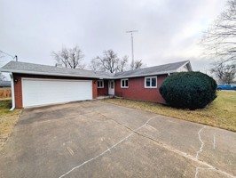 featured image of 1716 Kemble Dr