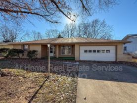 1142 E Greenwood St - Photo 1 of 1