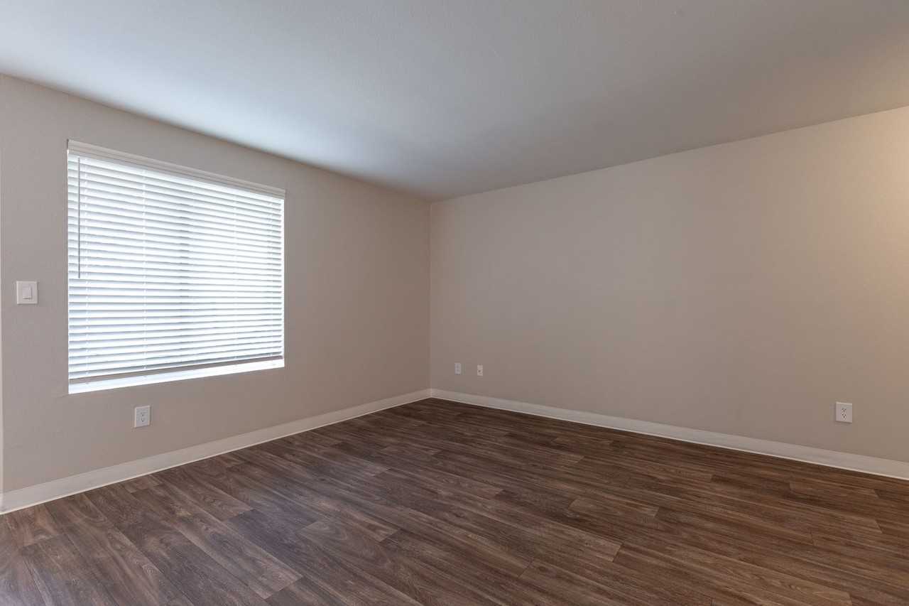 137 Stone Creek Apartments - 137 #137 - Photo 5 of 7