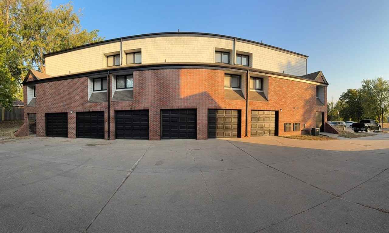 1801 1801 Ridgehaven Ct-1 #1 - Photo 3 of 36