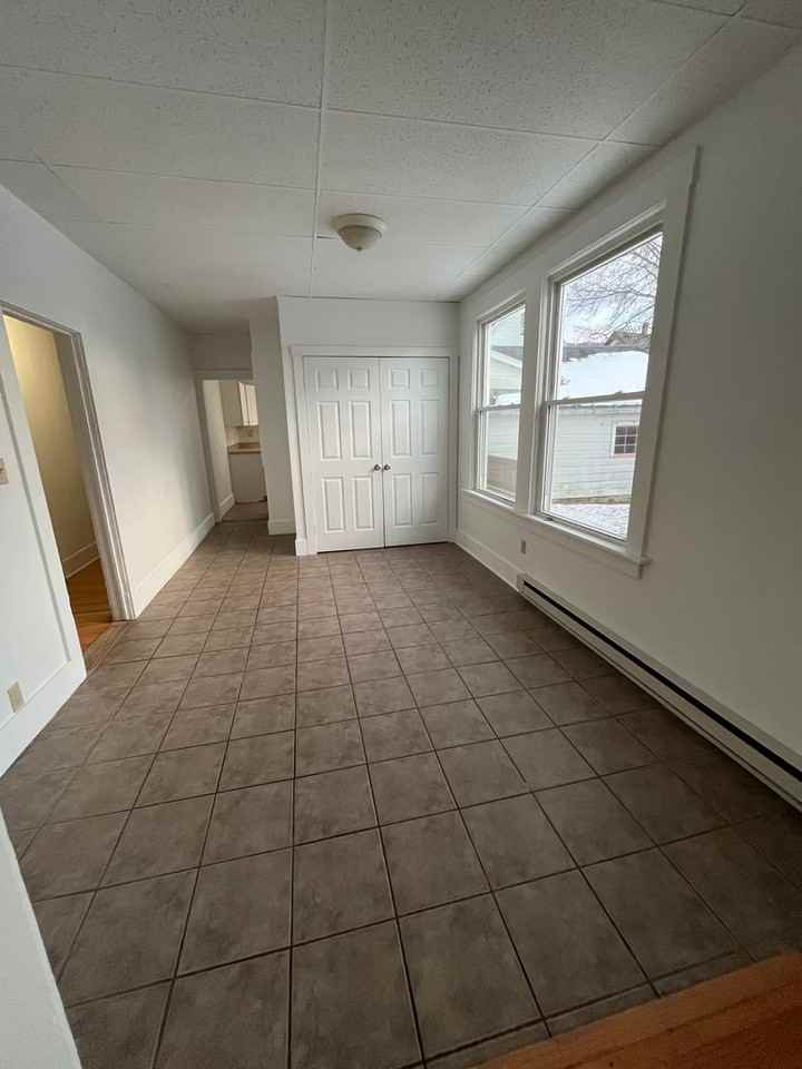 112 Maple St - Photo 2 of 7