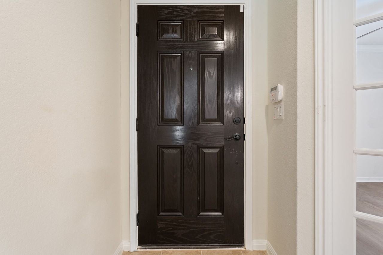 347 Brenham Pass - Photo 5 of 40
