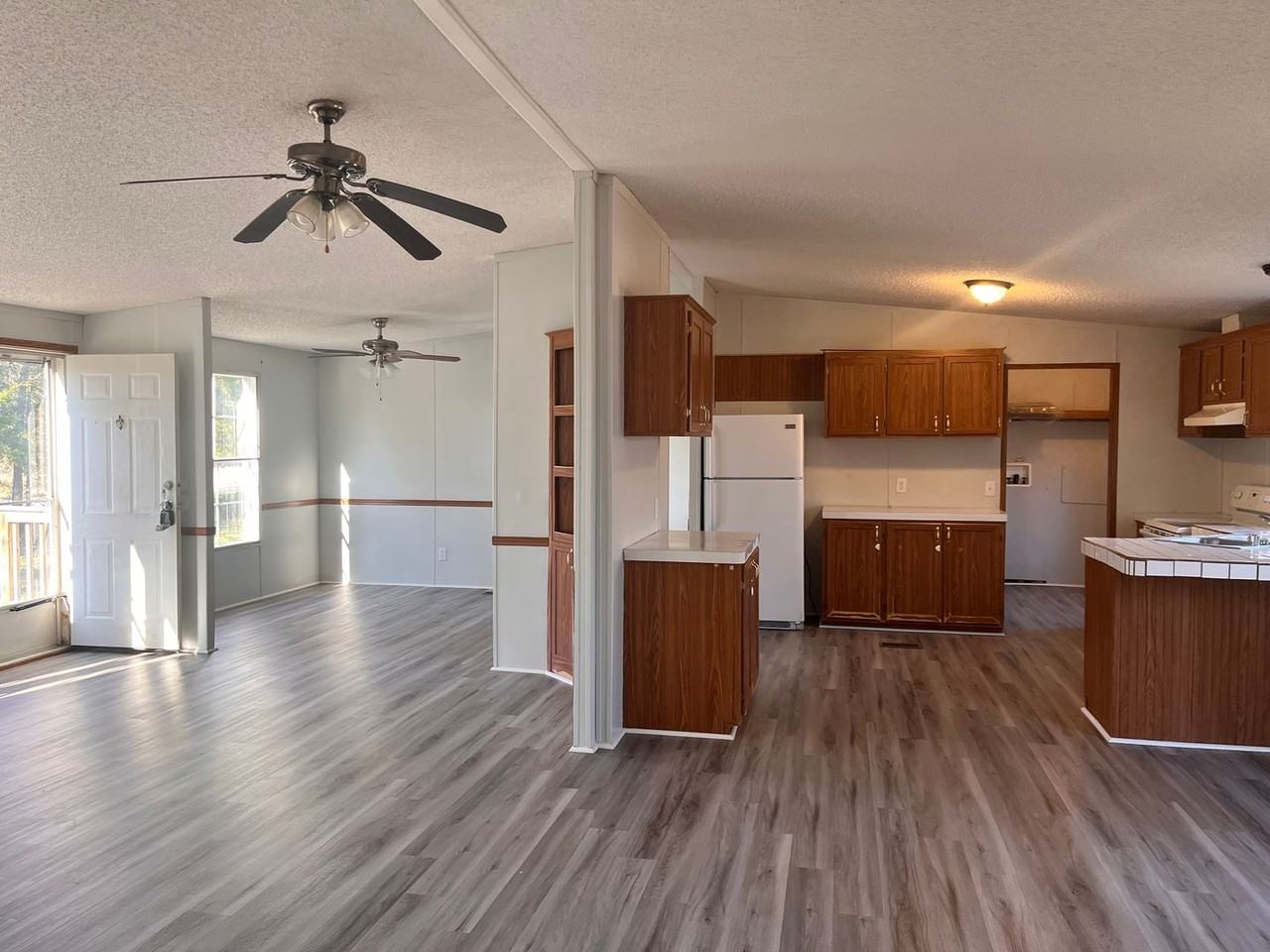 58 Mockingbird Ln - Photo 2 of 12