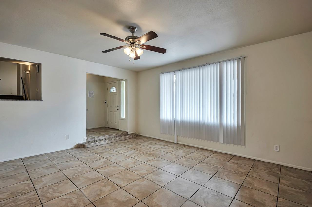 1025 E Manhatton Dr - Photo 3 of 29