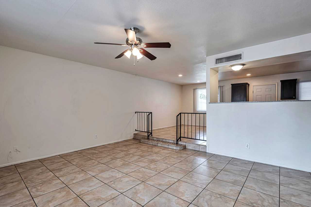 1025 E Manhatton Dr - Photo 5 of 29