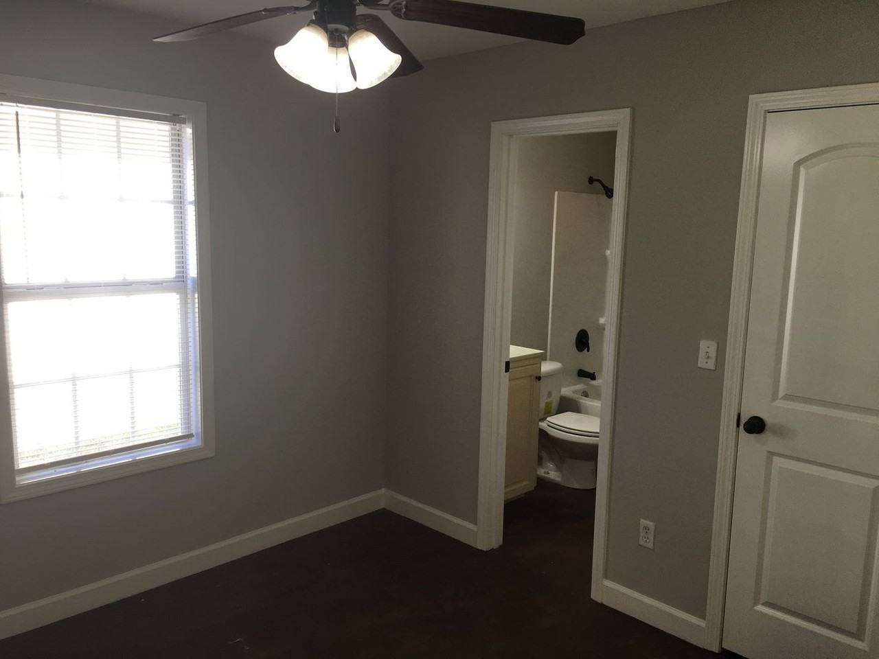 325 Countryview Cv - Photo 5 of 11