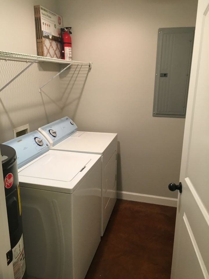 325 Countryview Cv - Photo 6 of 11