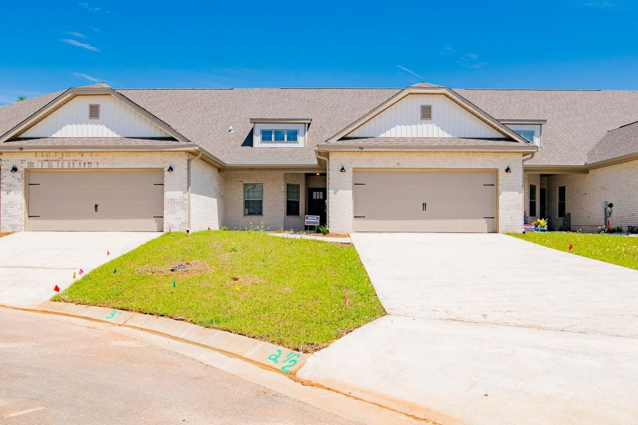 714 Canary Ct - Photo 3 of 17