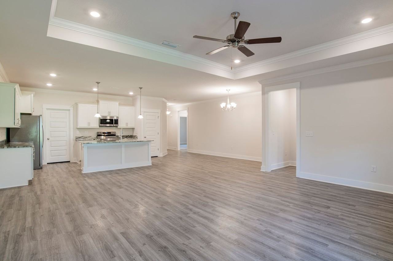 714 Canary Ct - Photo 2 of 17