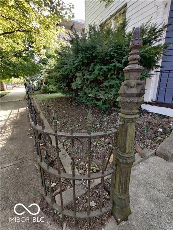 17 E Mechanic St - Photo 4 of 14