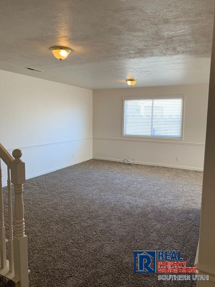 1162 N 1650 W #2 - Photo 4 of 6