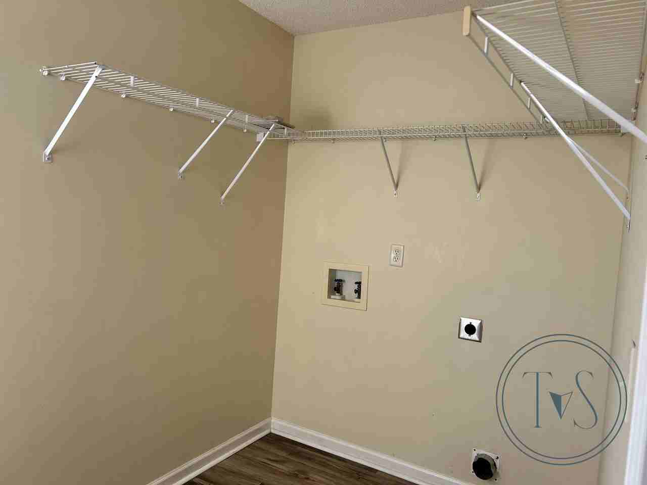 196 Wayfair Ln - Photo 7 of 14