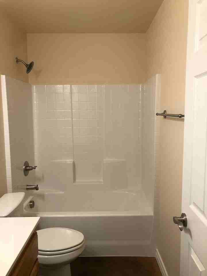 509 College St - Photo 6 of 18