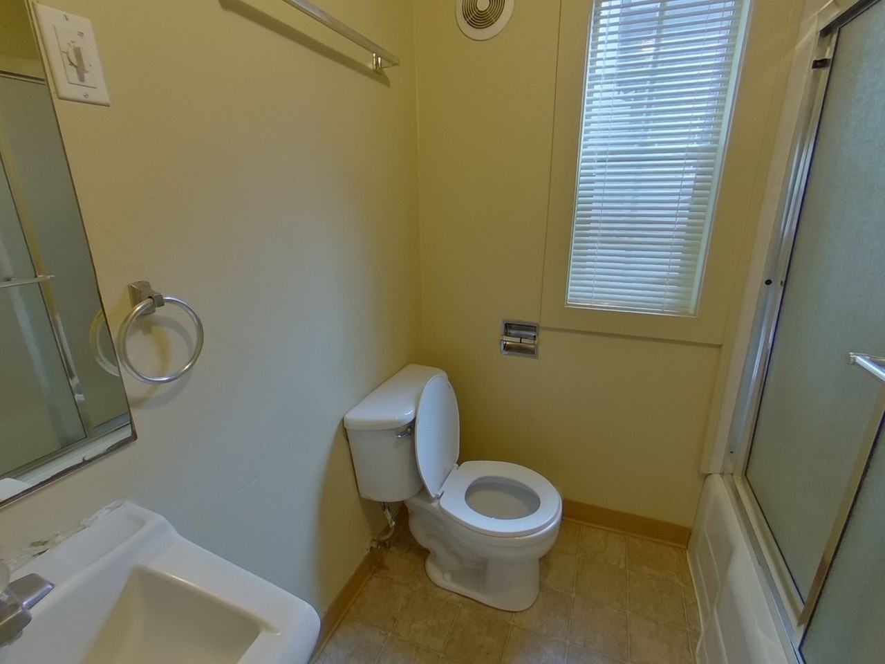 711-719 East 24th Ave. - Photo 4 of 34