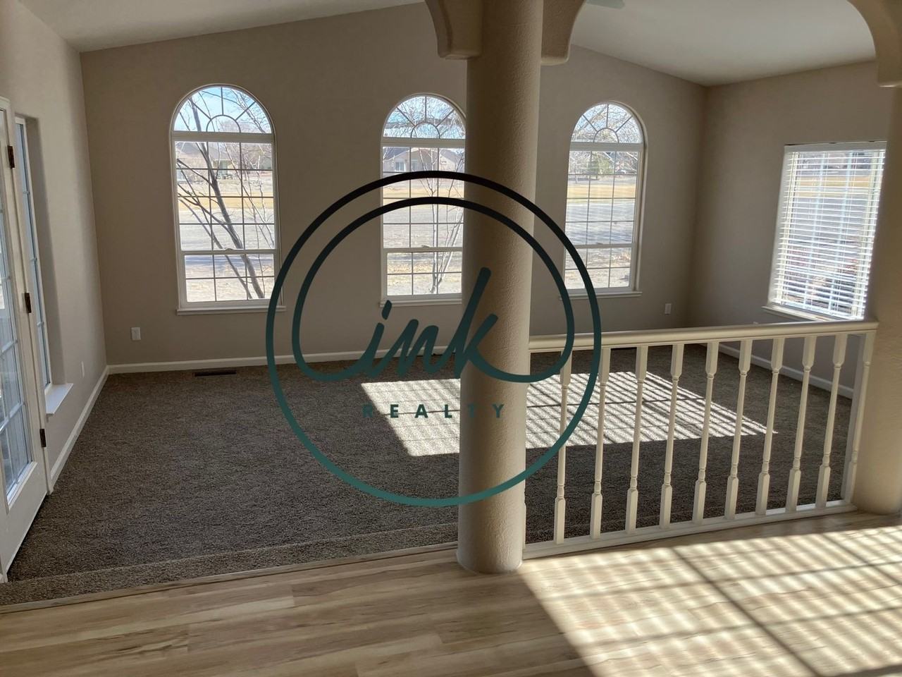 414 Dog Leg Dr - Photo 3 of 11