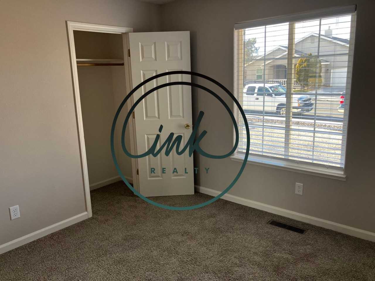 414 Dog Leg Dr - Photo 6 of 11