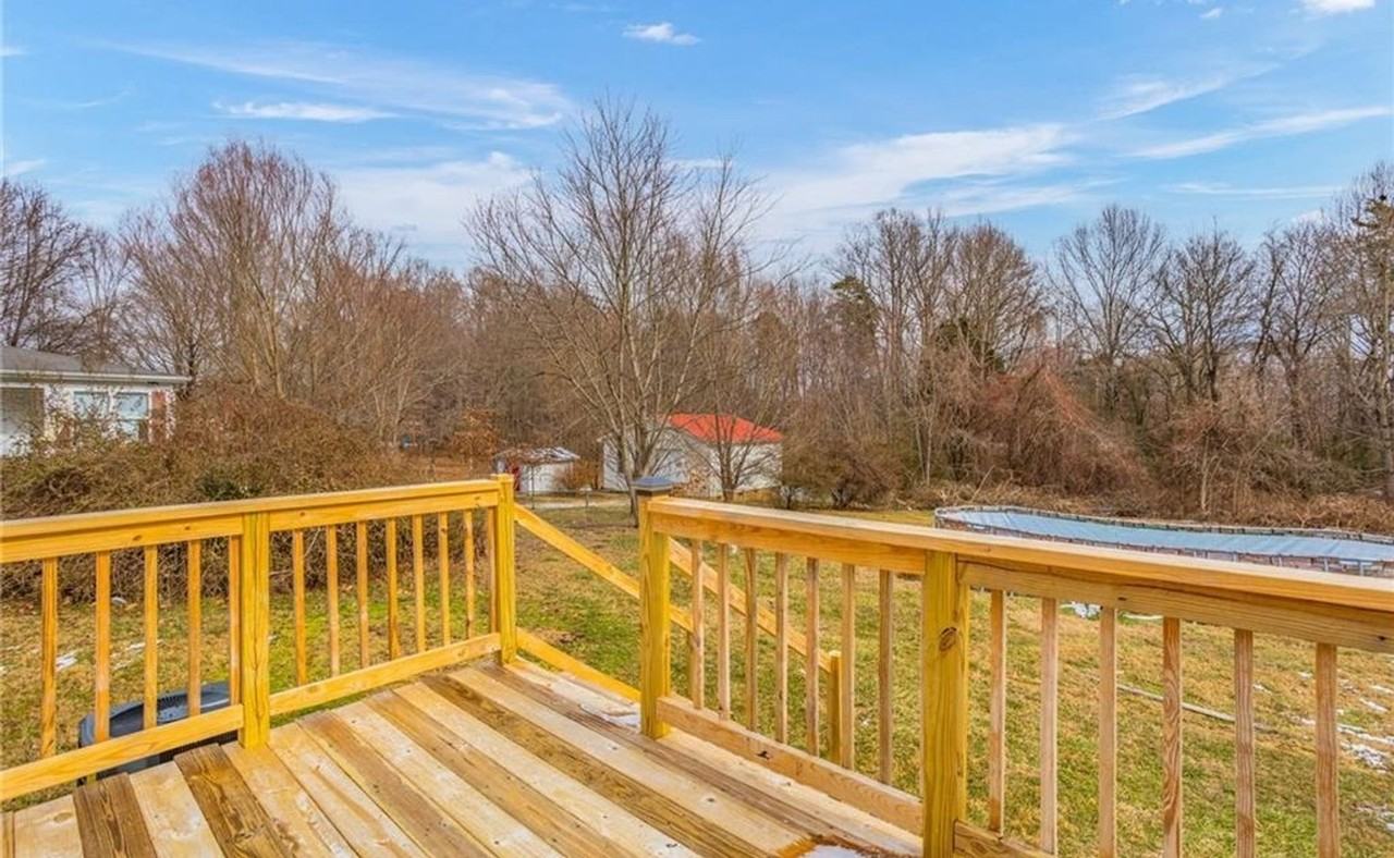 2405 Darrow Rd - Photo 2 of 11