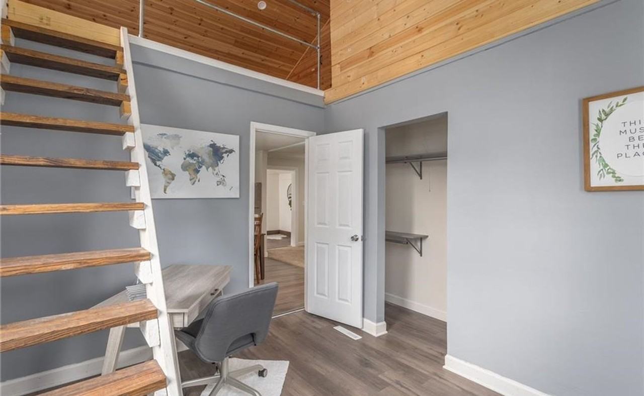 2405 Darrow Rd - Photo 3 of 11