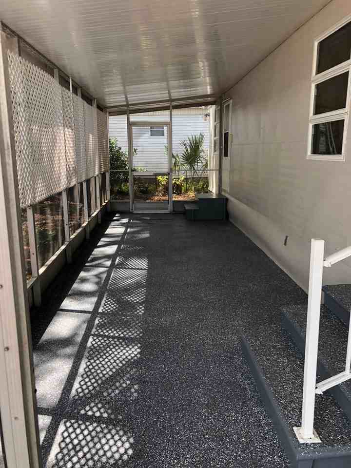 908 50th Avenue Plz W - Photo 3 of 24
