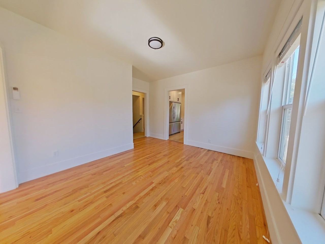 1710 Hilyard St - Photo 4 of 21