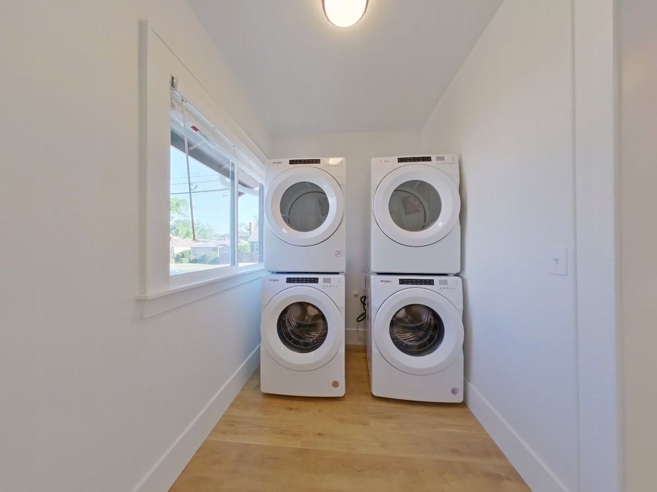 1710 Hilyard St - Photo 6 of 21