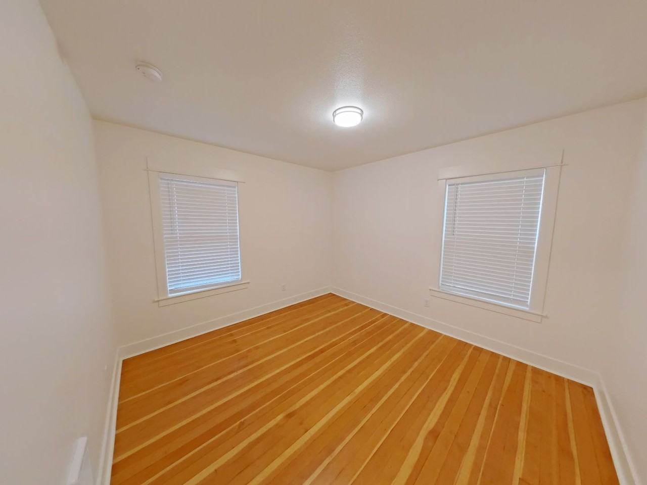 1877 Harris St - Photo 7 of 15