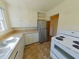 featured image of 658 E 17th Ave