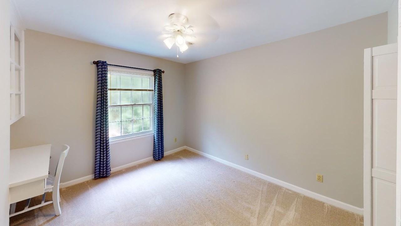 6619 Bunker Hill Cir - Photo 5 of 16