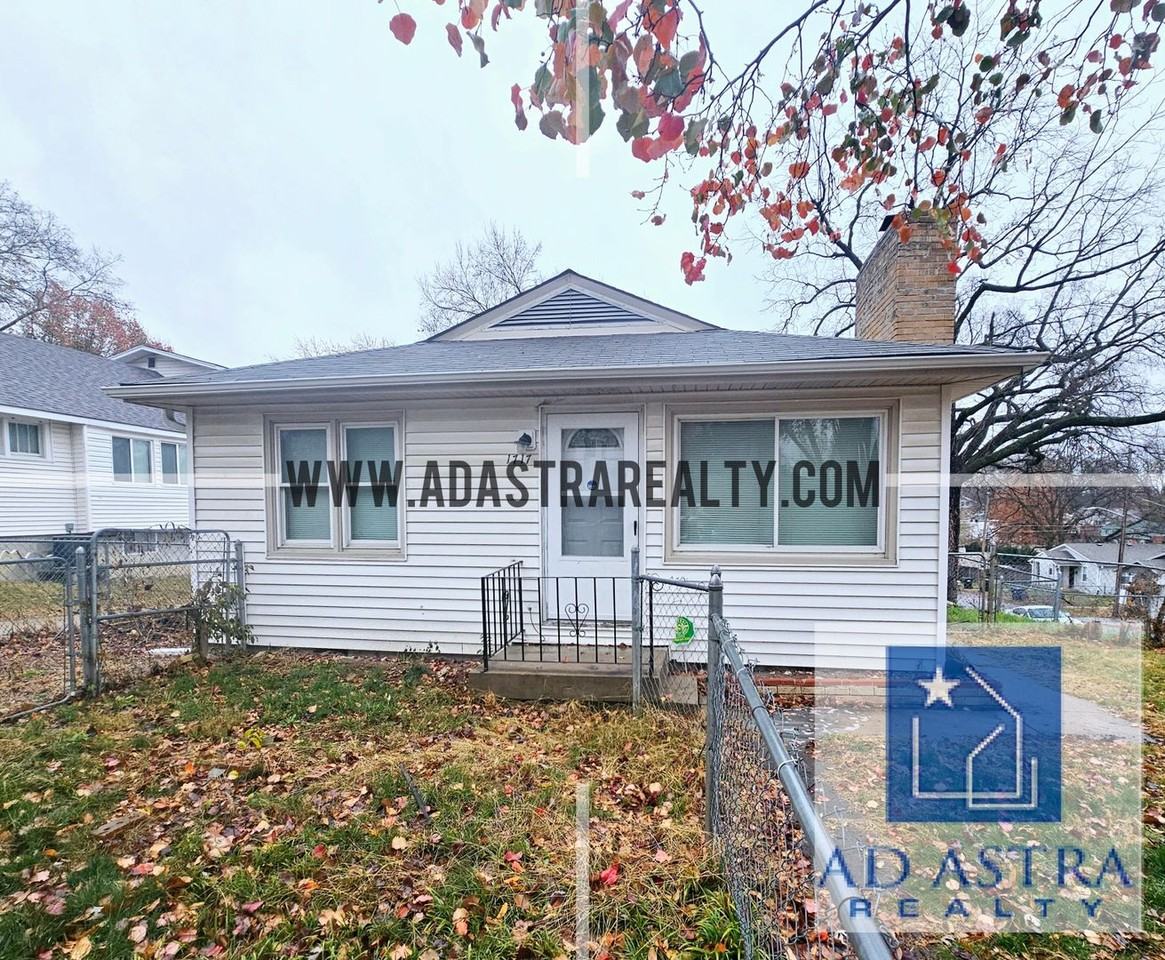 1717 S Arlington Ave - Photo 3 of 18