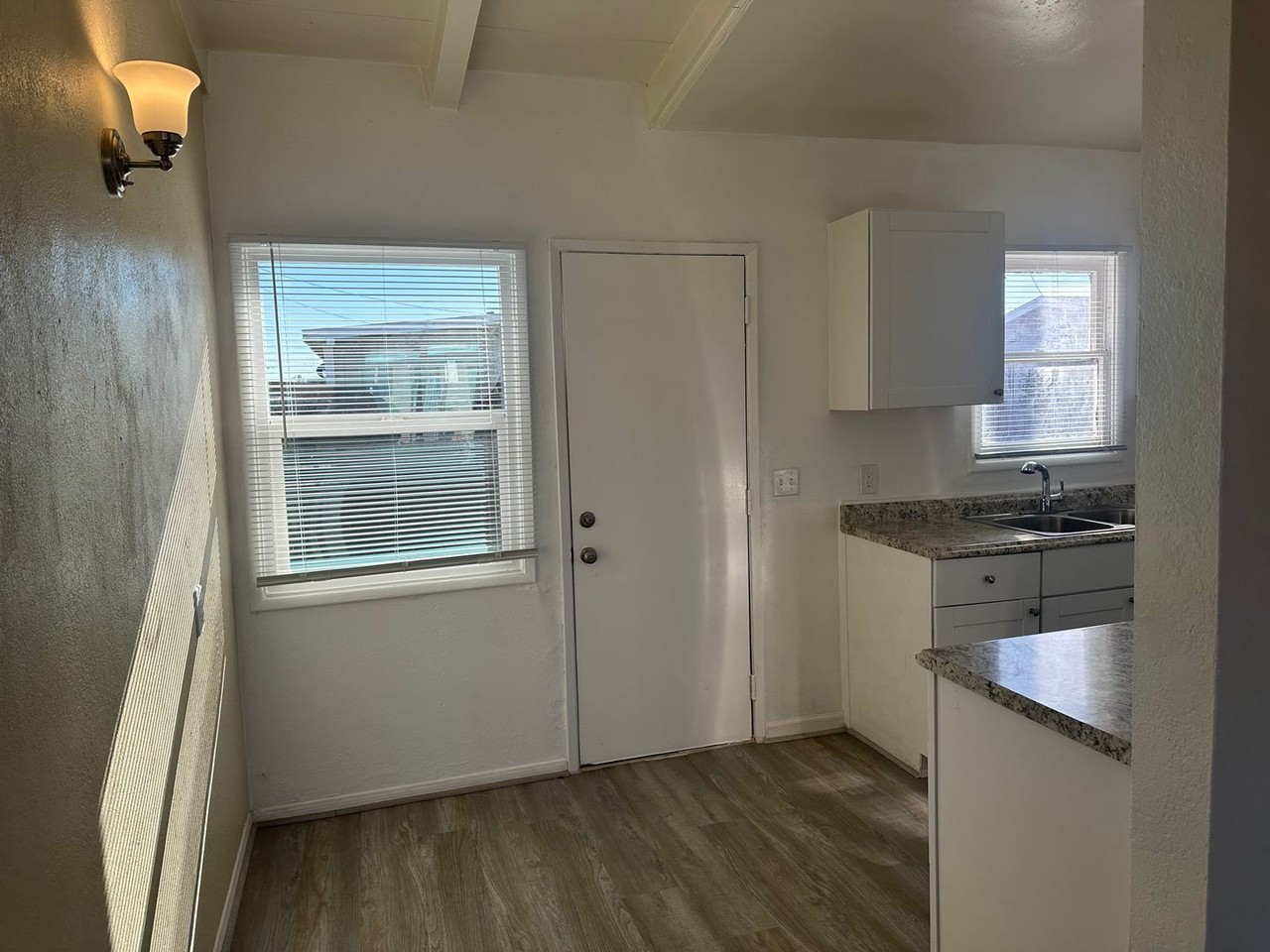 2841 B Street - Photo 5 of 23