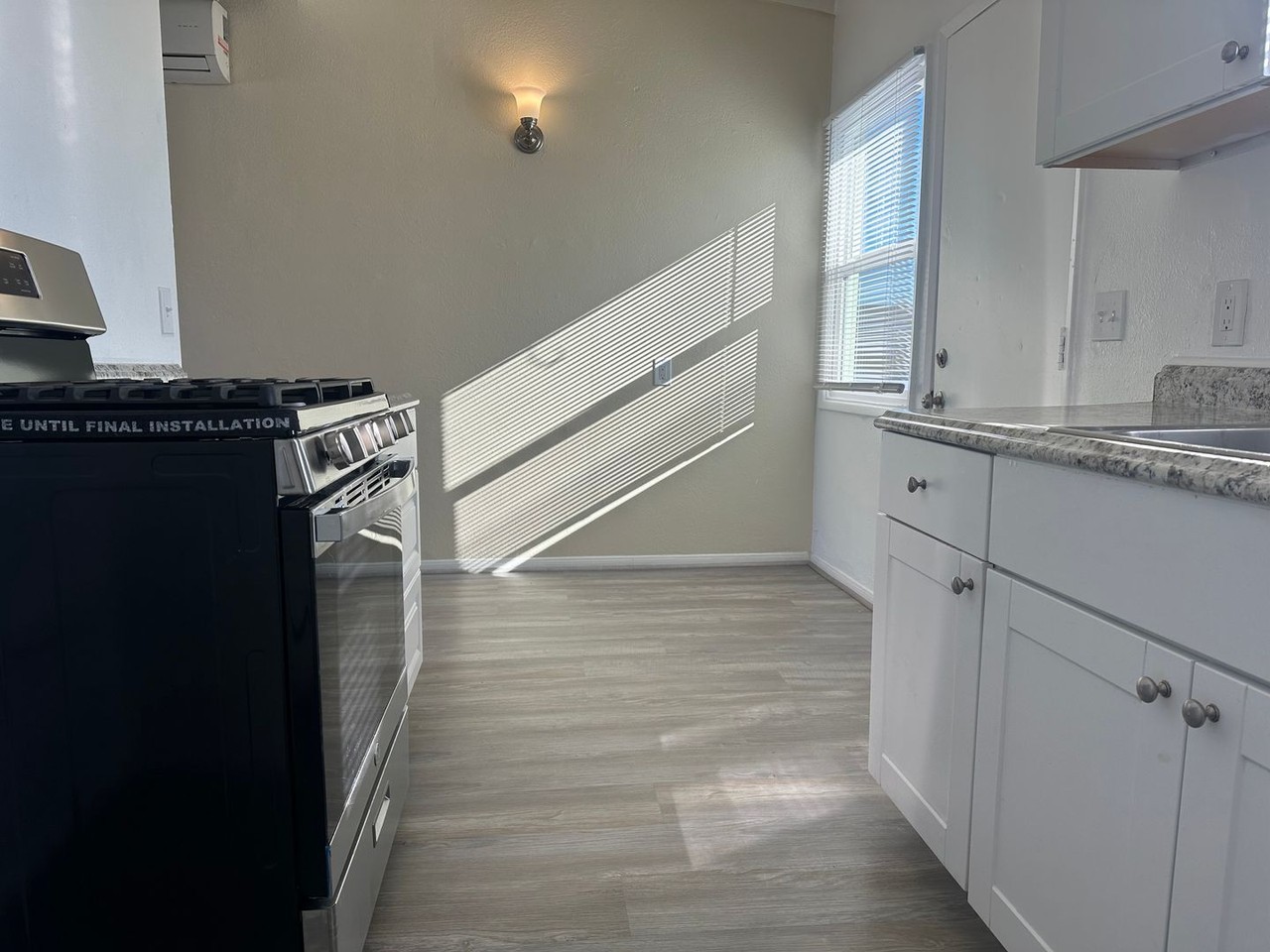 2841 B Street - Photo 6 of 23