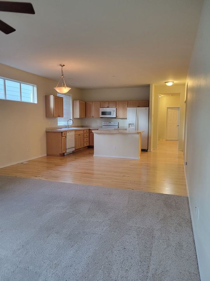 8908 Campus Meadows Loop Ne - Photo 2 of 24