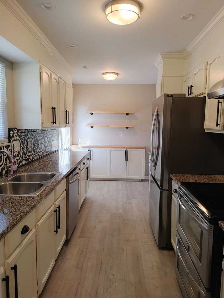 31 Lake Dr - Photo 3 of 26