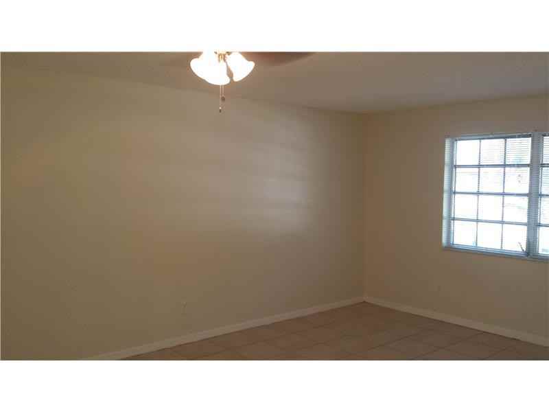 2605 Southwest 84th Terrace - Photo 2 of 8