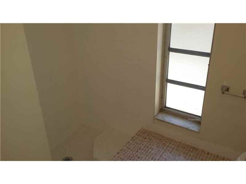 2605 Southwest 84th Terrace - Photo 3 of 8