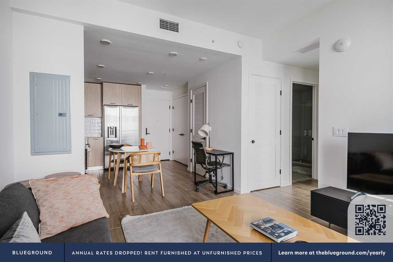 3811 Shipping Ave #125 - Photo 4 of 37