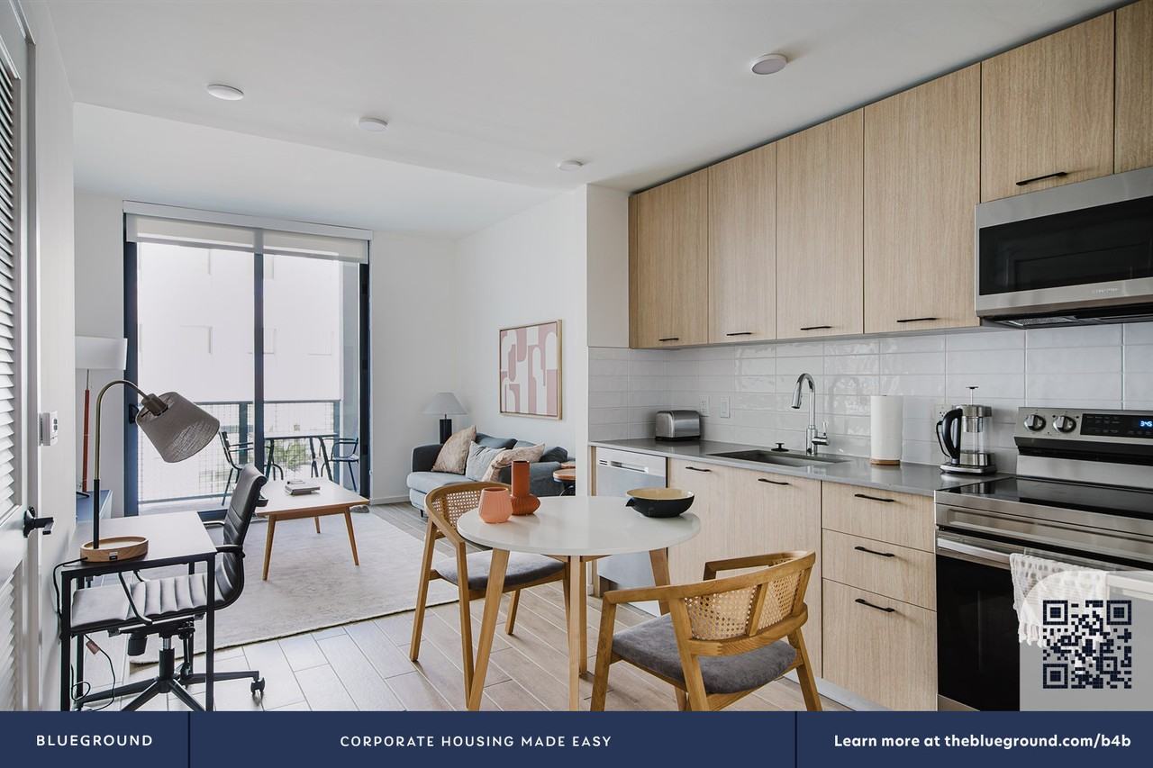 3811 Shipping Ave #125 - Photo 6 of 37